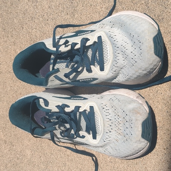 Brooks anthem - Picture 1 of 4